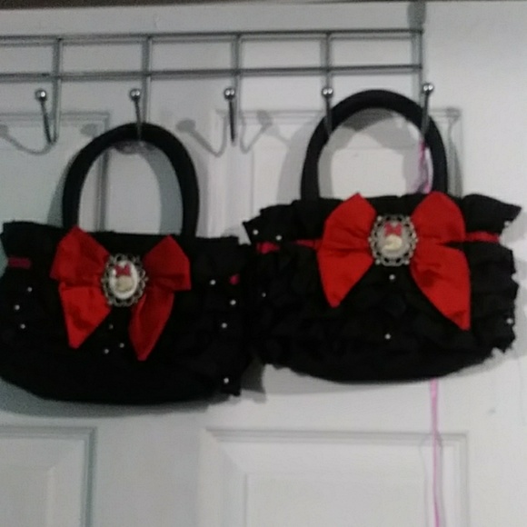 Hand bag - Picture 1 of 8